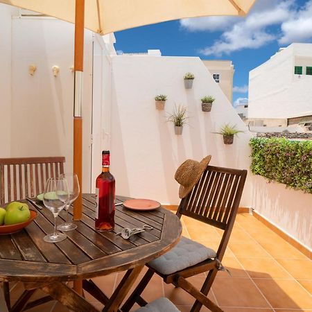 Sabbia Suites Ginesa Arrecife  Ngoại thất bức ảnh